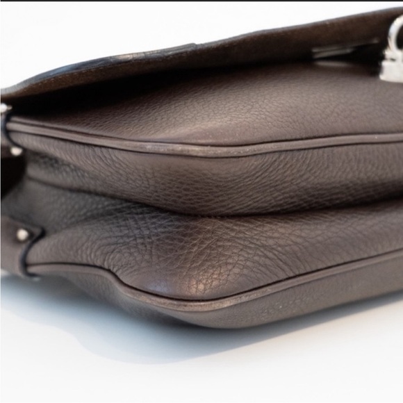 Salvatore Ferragamo brown leather shoulder bag - Picture 5 of 6